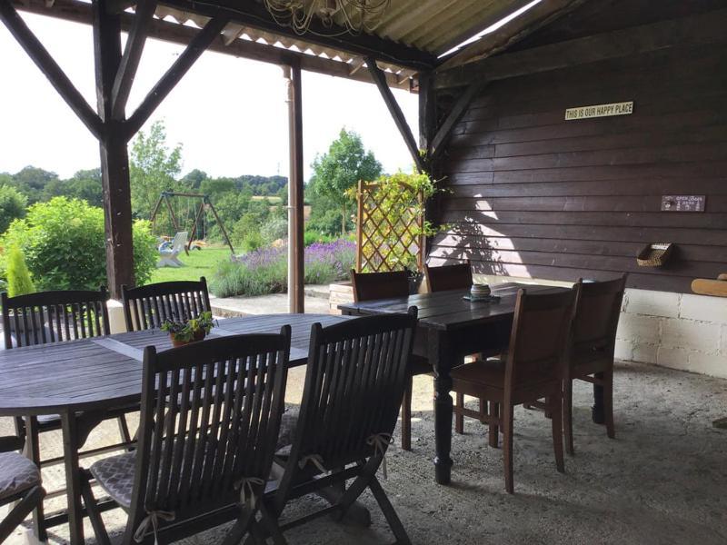 Les Verges Gites Exideuil-sur-Vienne Exterior foto